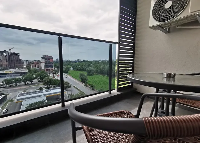 Riverview - Free Private Parking Apartment Plovdiv