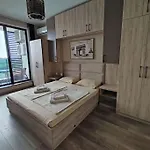 Apartment Riverview - Free Private Parking Plovdiv