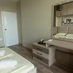 Riverview - Free Private Parking Appartement