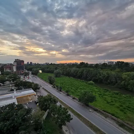 Апартамент Riverview - Free Private Parking Пловдив